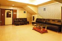 Hotel Zo Tourist Mangalwar Peth Pune