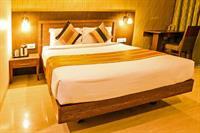 Hotel Zo Tourist Mangalwar Peth 3*